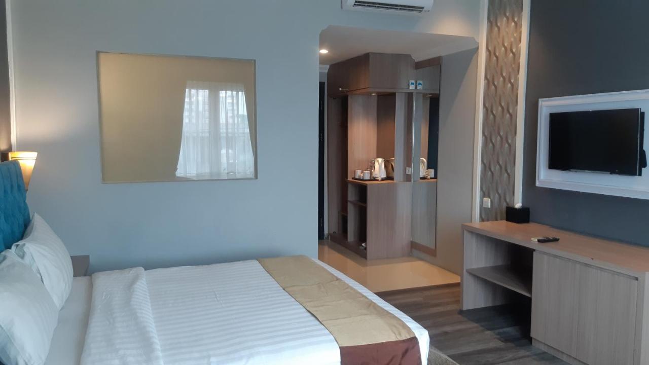 Luminor Hotel Palembang By Wh Free Massage 10 Minutes Kültér fotó