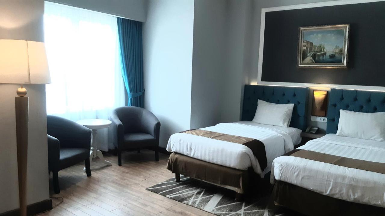 Luminor Hotel Palembang By Wh Free Massage 10 Minutes Kültér fotó
